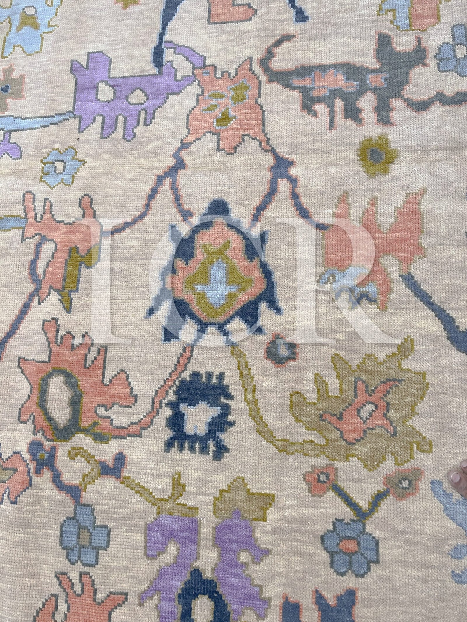Kensington Floral Heritage Rug in Beige & Lavender